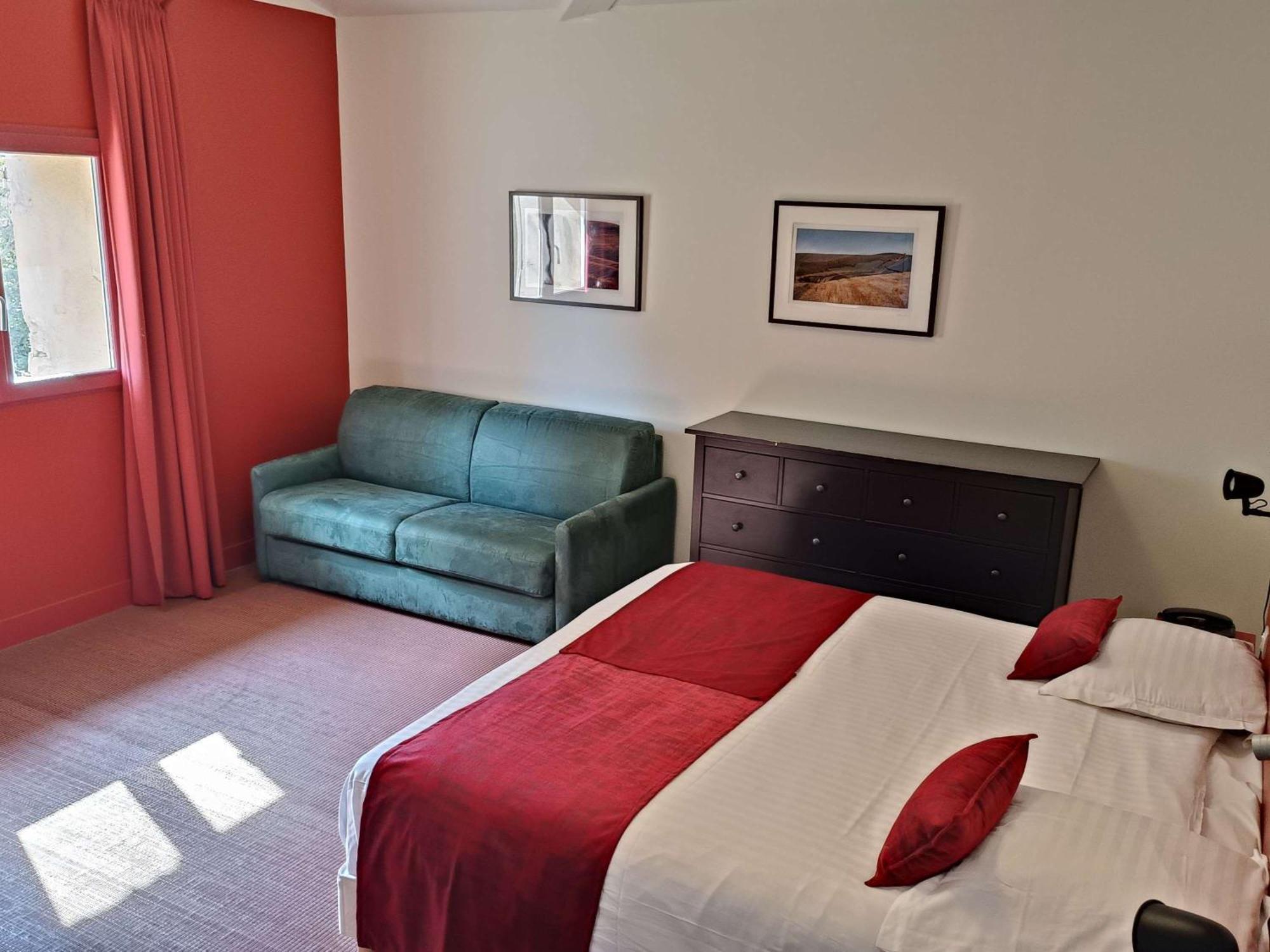 Mercure Aix-En-Provence Sainte-Victoire Шатонёф-ле-Руж Экстерьер фото