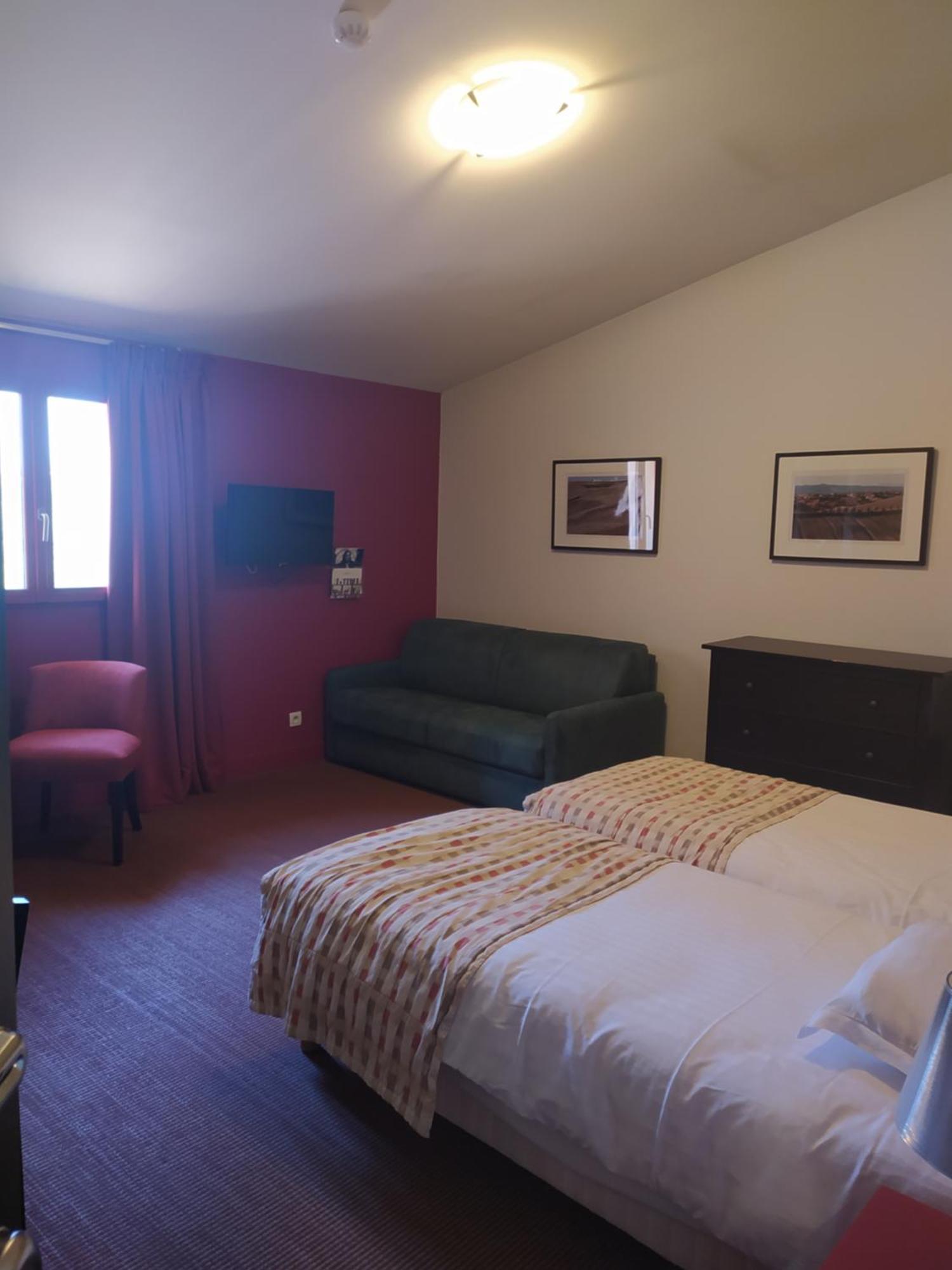 Mercure Aix-En-Provence Sainte-Victoire Шатонёф-ле-Руж Экстерьер фото