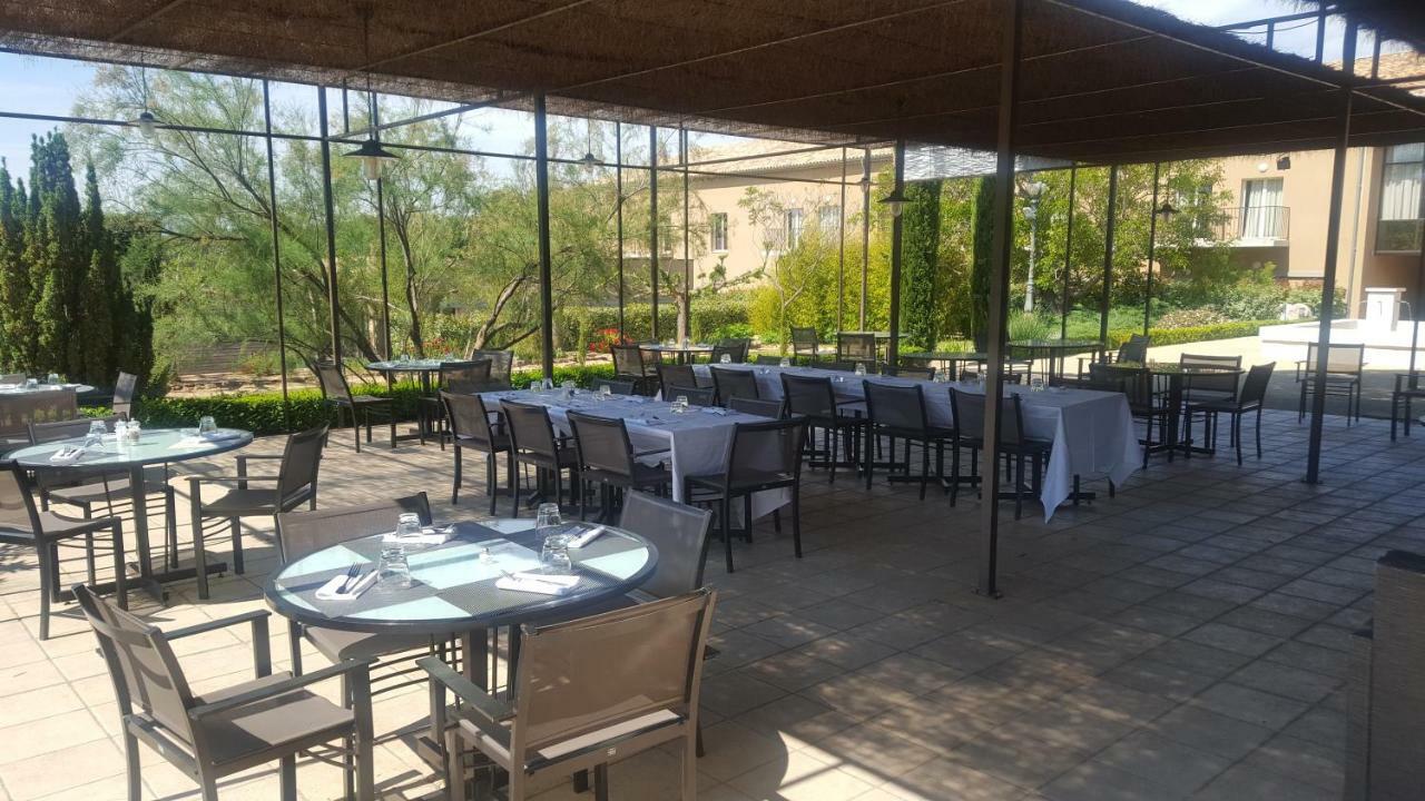 Mercure Aix-En-Provence Sainte-Victoire Шатонёф-ле-Руж Экстерьер фото