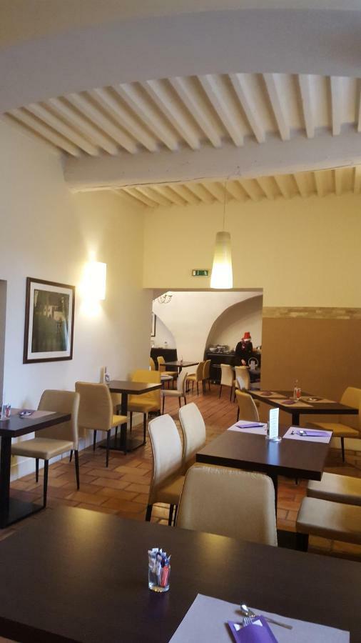 Mercure Aix-En-Provence Sainte-Victoire Шатонёф-ле-Руж Экстерьер фото